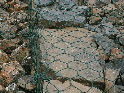 黑龍江省鐵嶺河堤防護(hù)石籠網(wǎng)改造應(yīng)用